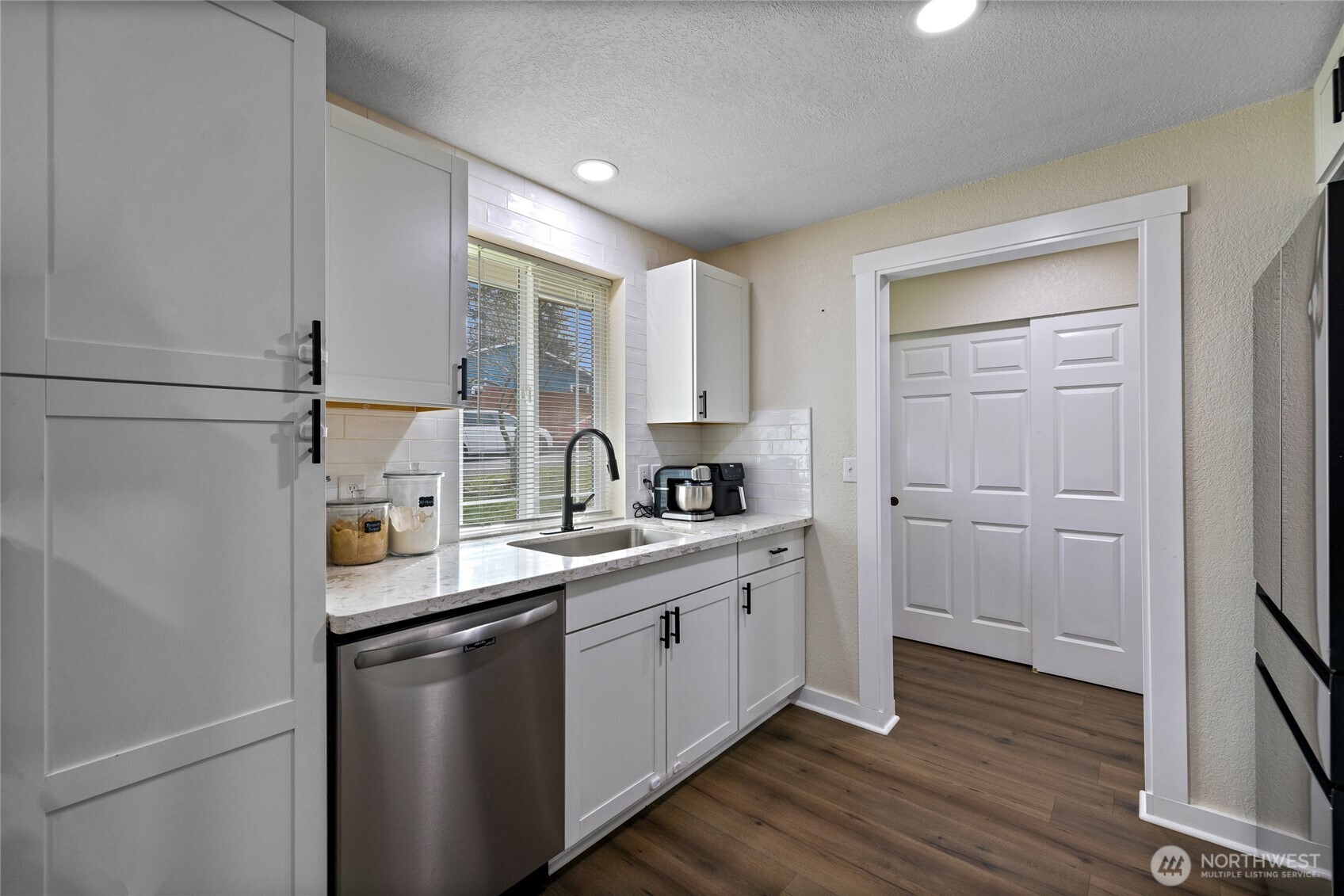 2526 Olympic Boulevard