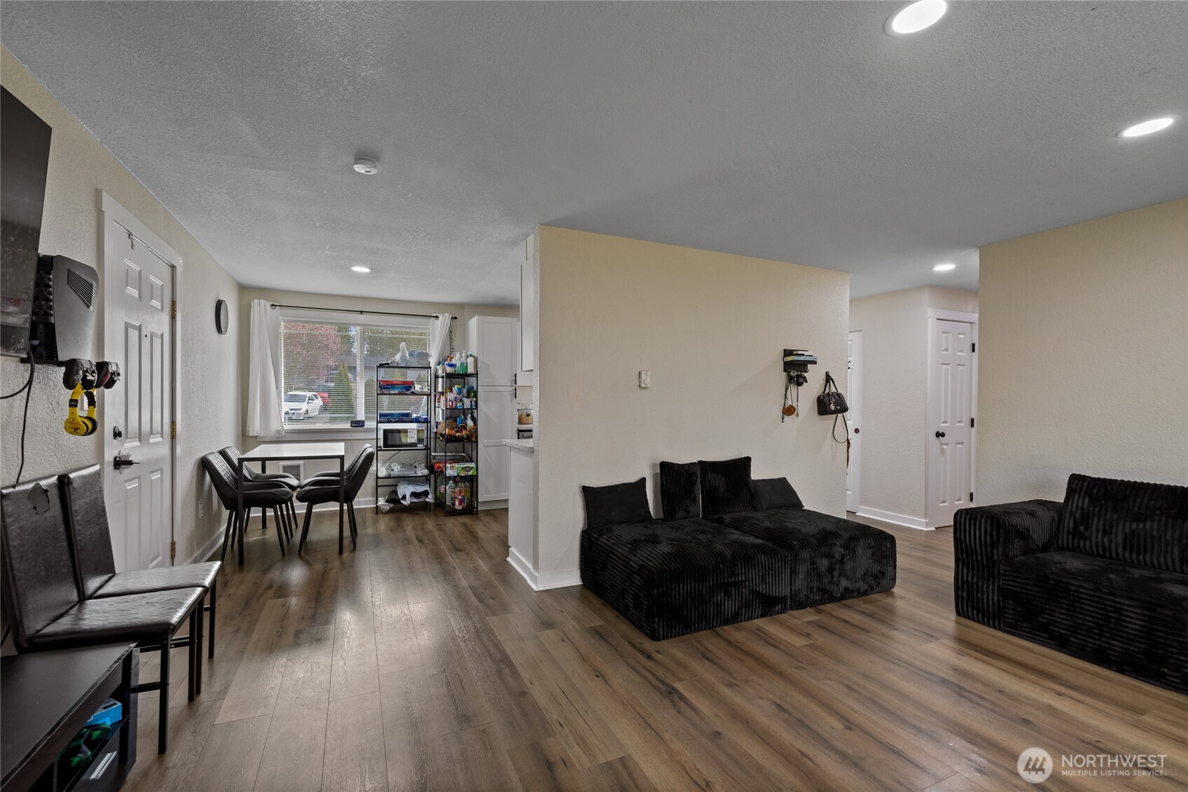 2526 Olympic Boulevard