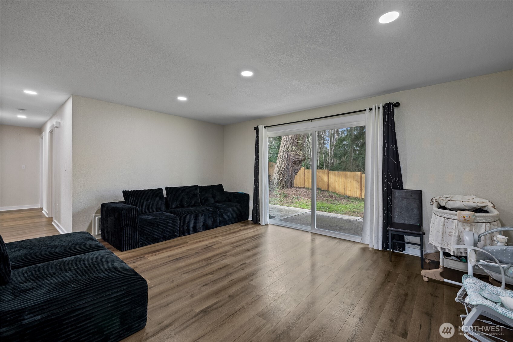 2526 Olympic Boulevard