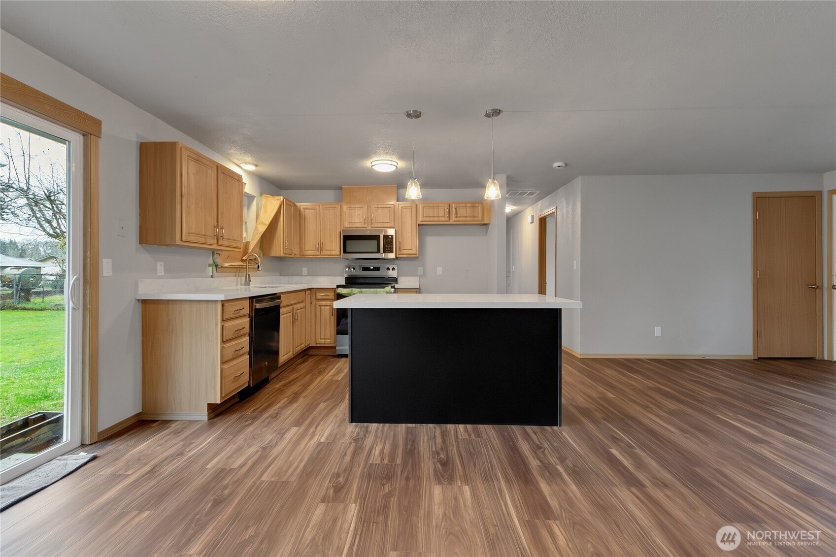 13710 13th Avenue S