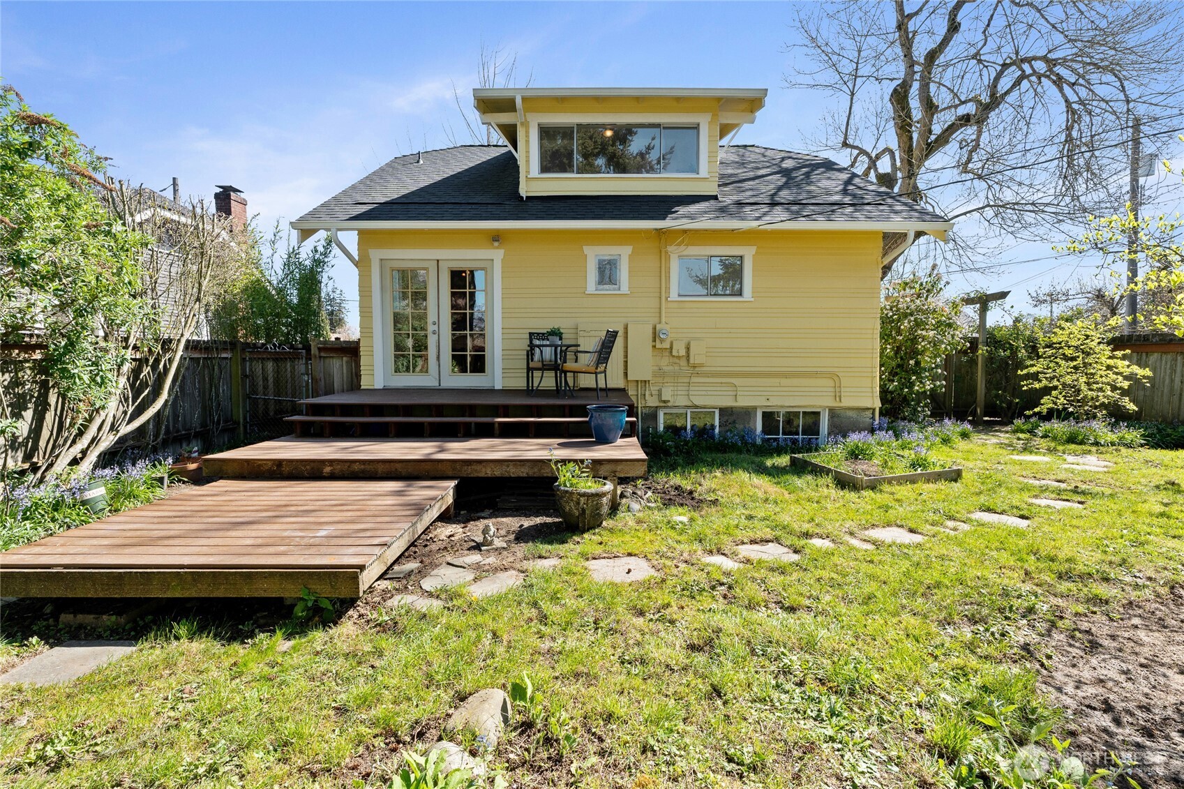 1114 S Anderson Street