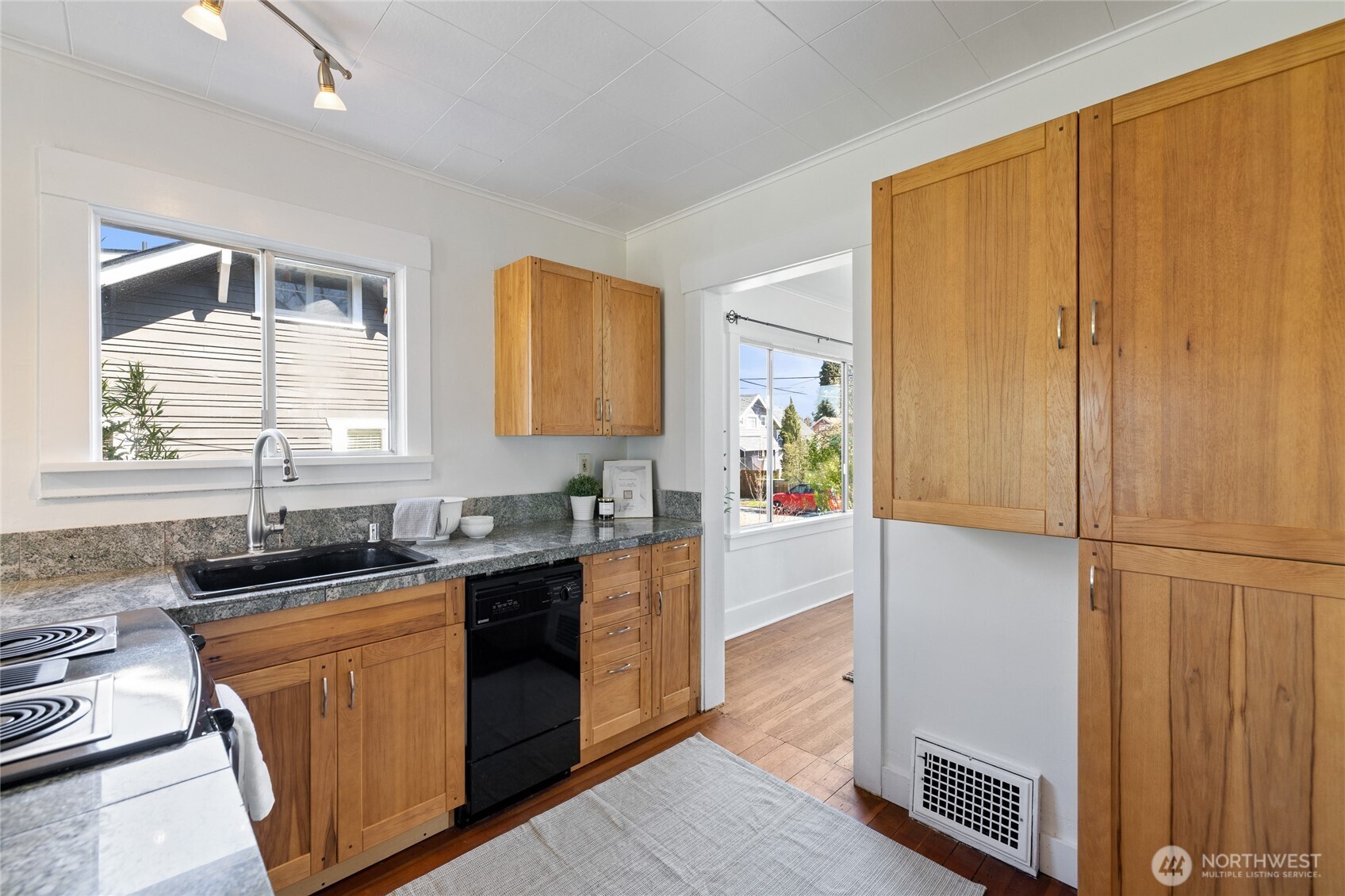 1114 S Anderson Street