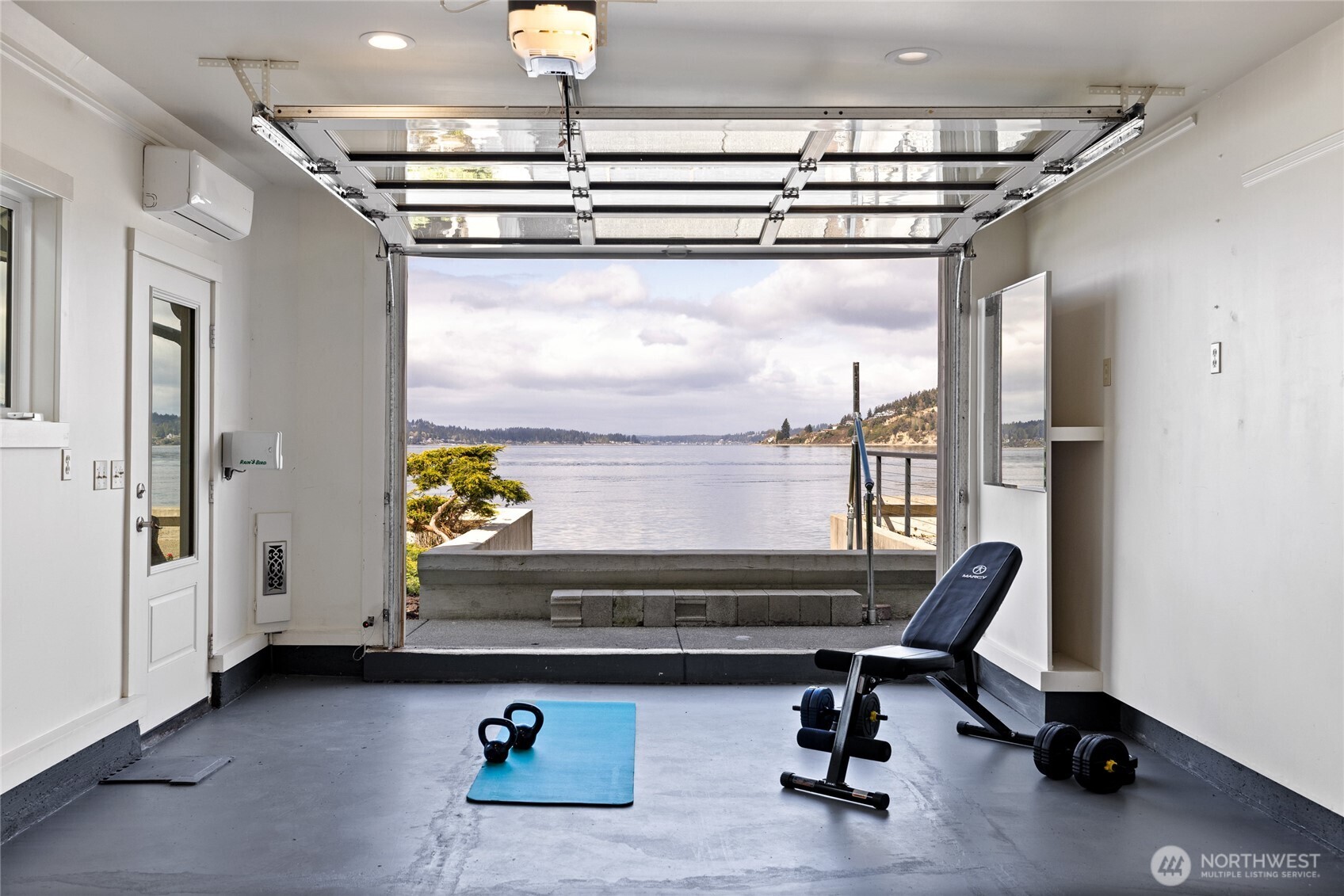 1834 Day Island Blvd W