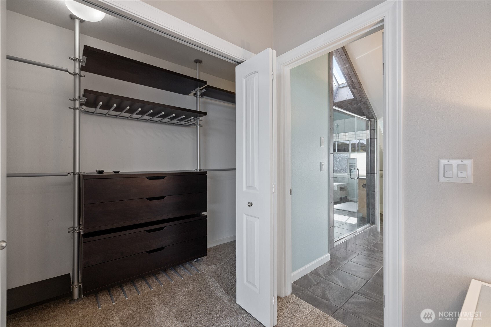 1838 Day Island Boulevard W