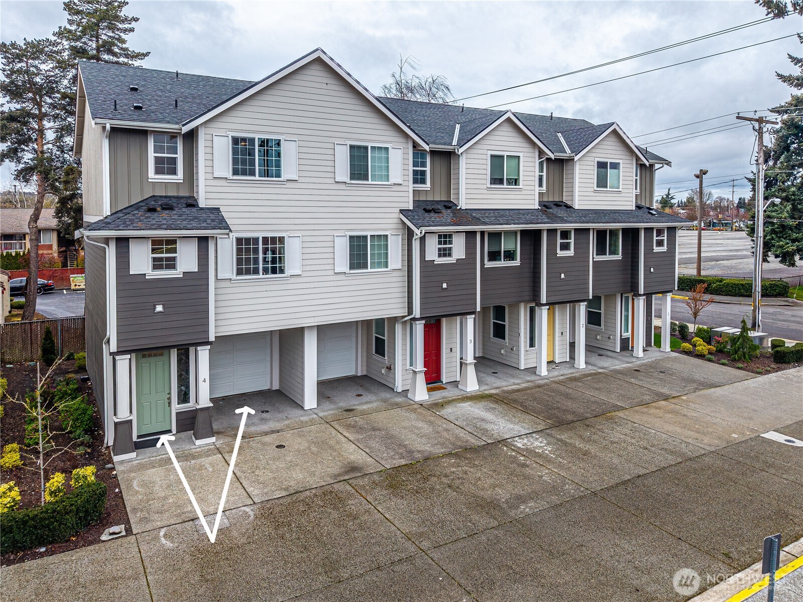 334 9th Avenue SE Unit: A4