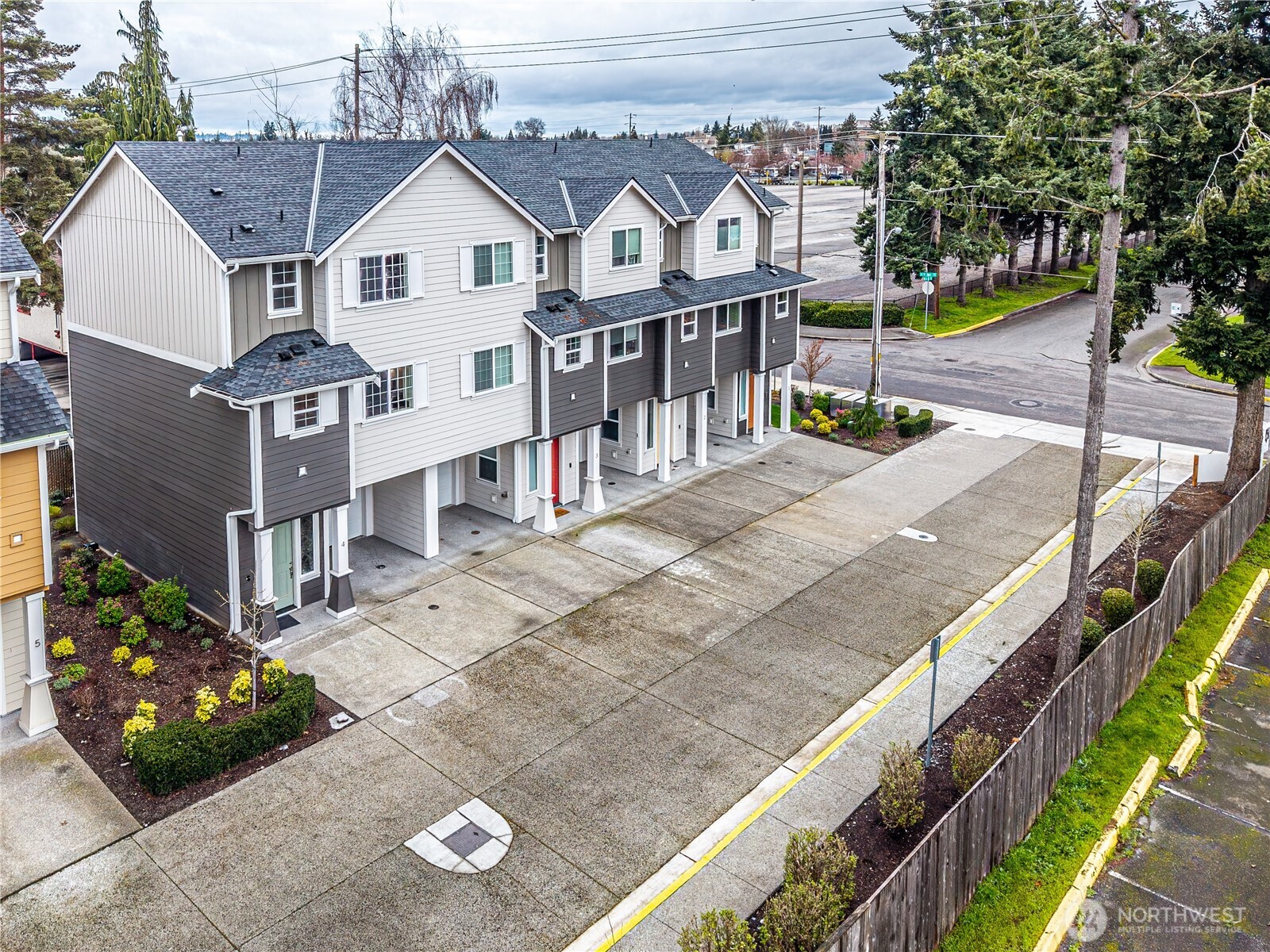 334 9th Avenue SE Unit: A4