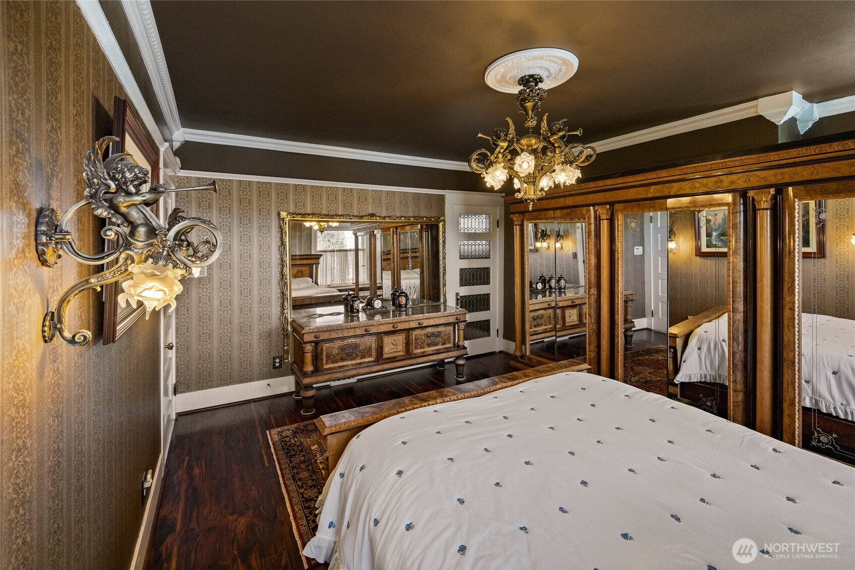 720 N Sheridan Avenue