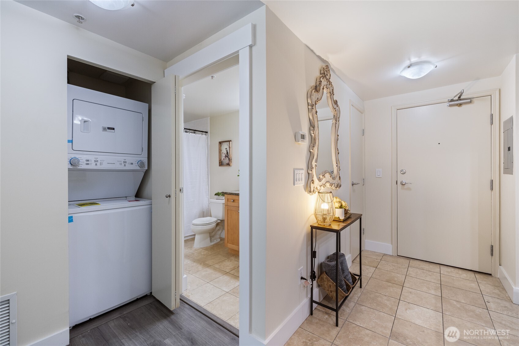 1420 Terry Ave Unit: 607