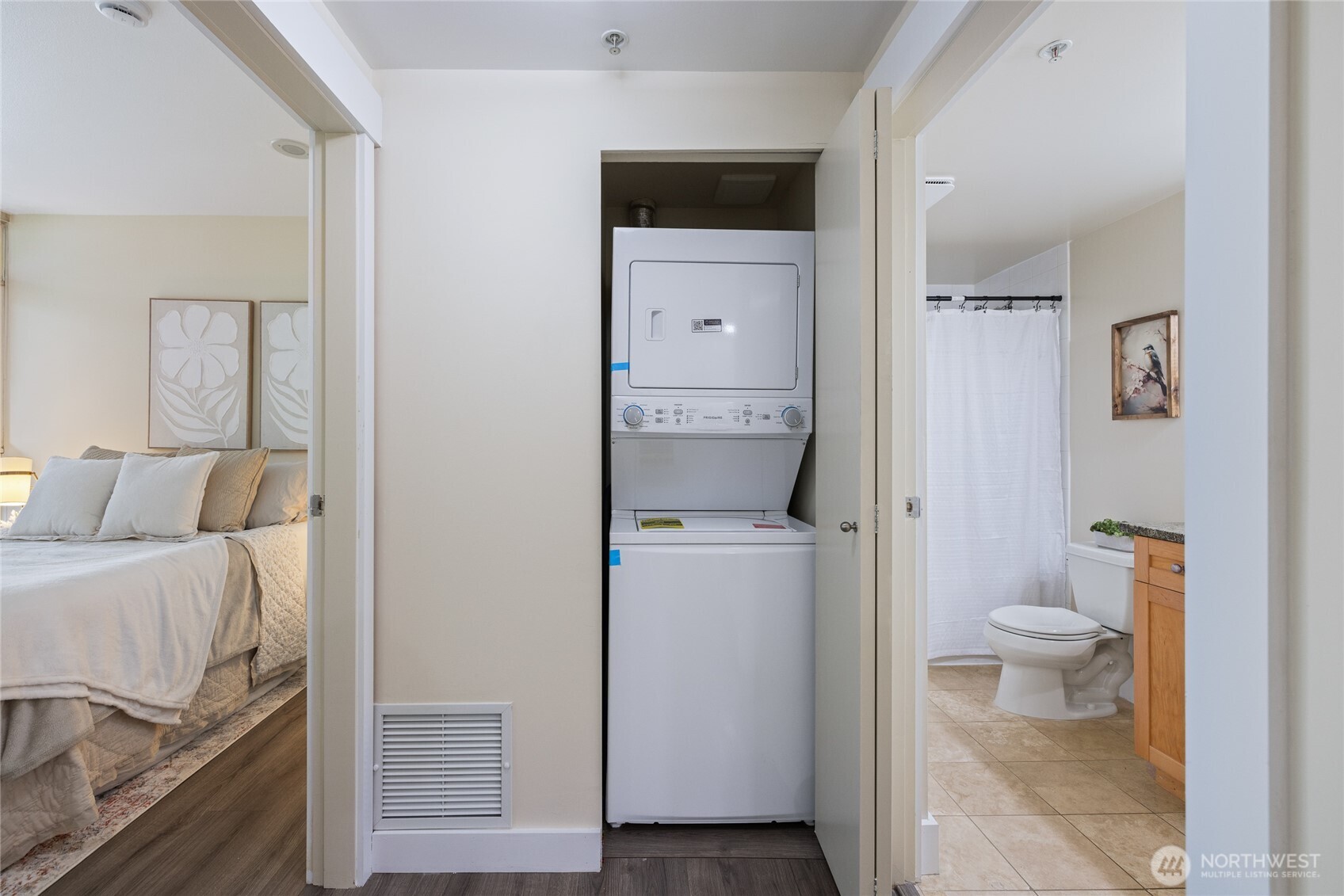 1420 Terry Ave Unit: 607