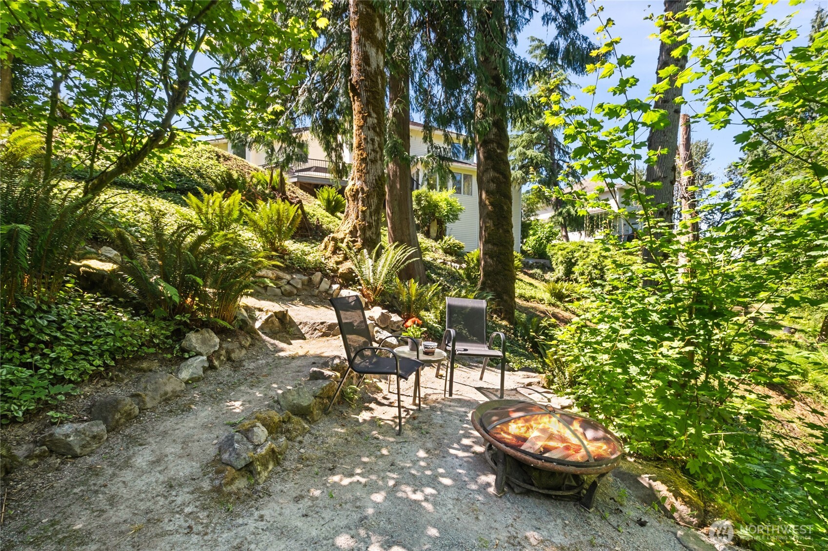 932 16th Avenue Ct SE