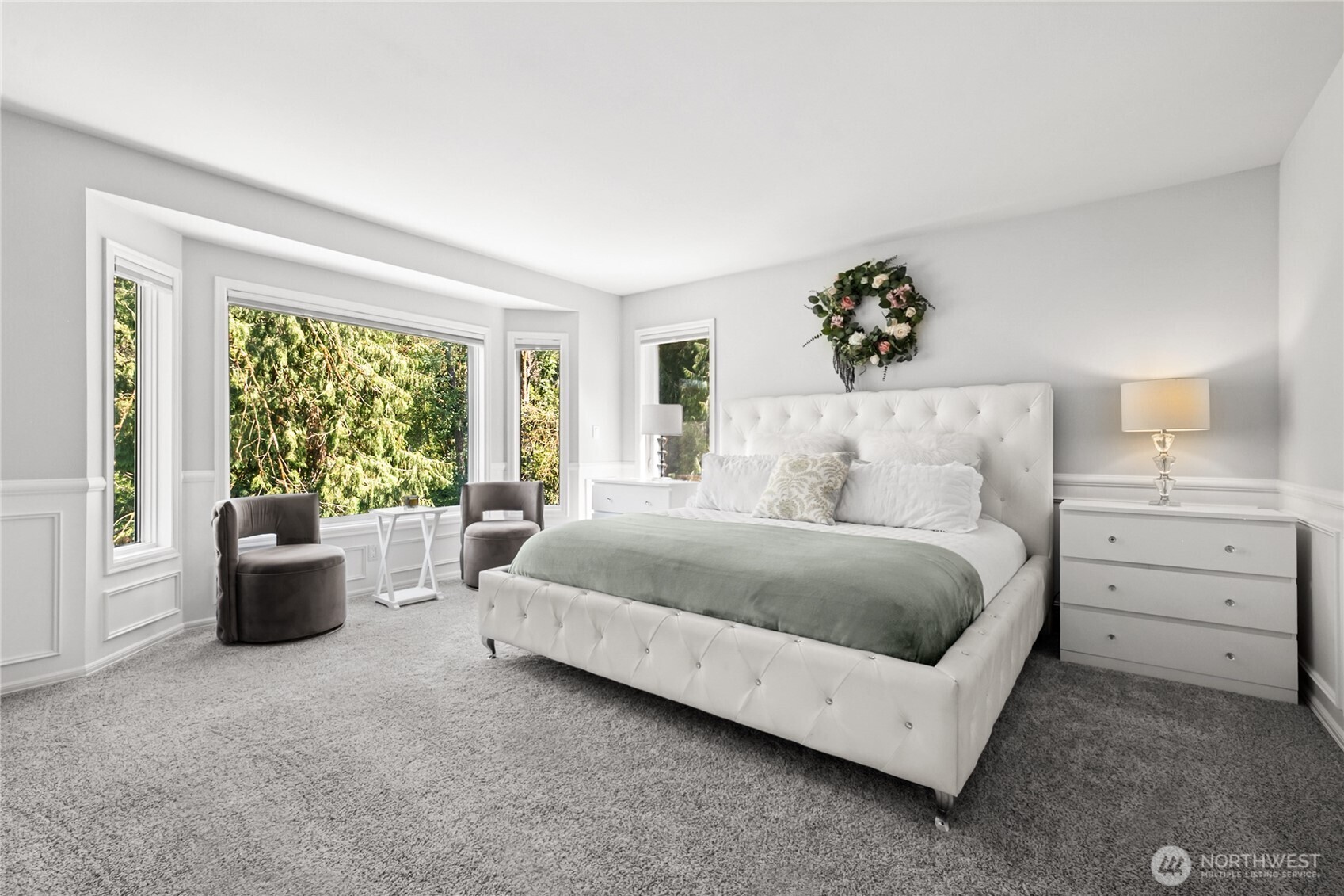 932 16th Avenue Ct SE