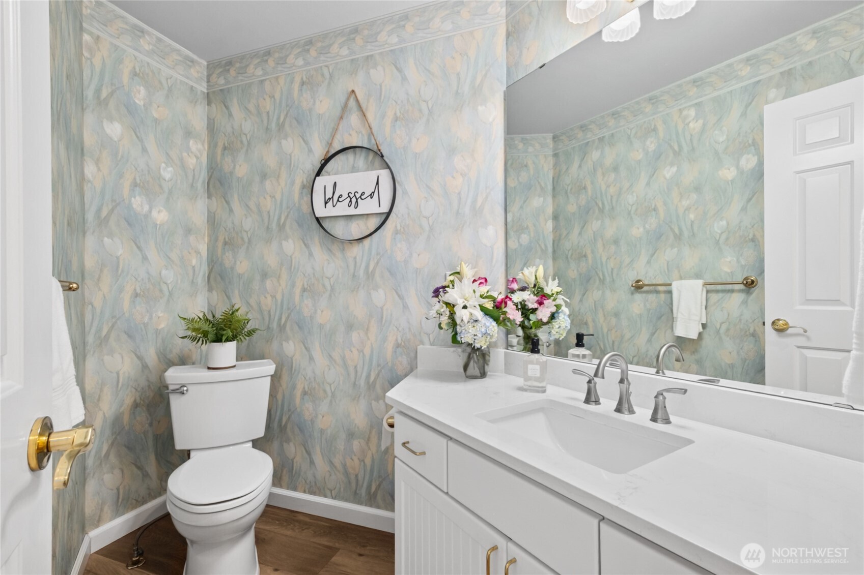 932 16th Avenue Ct SE