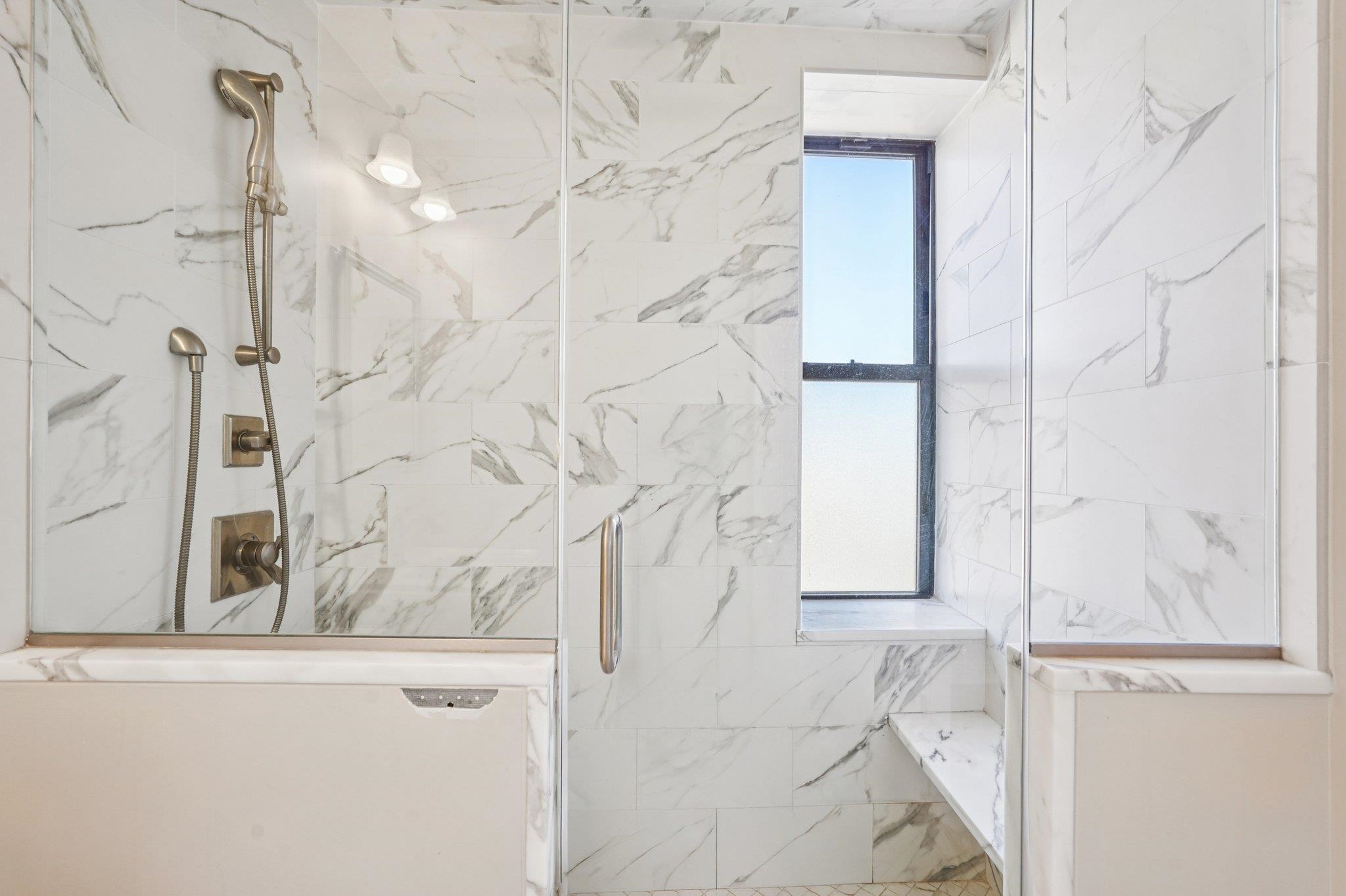 109 GRAND AVE Unit: 4A