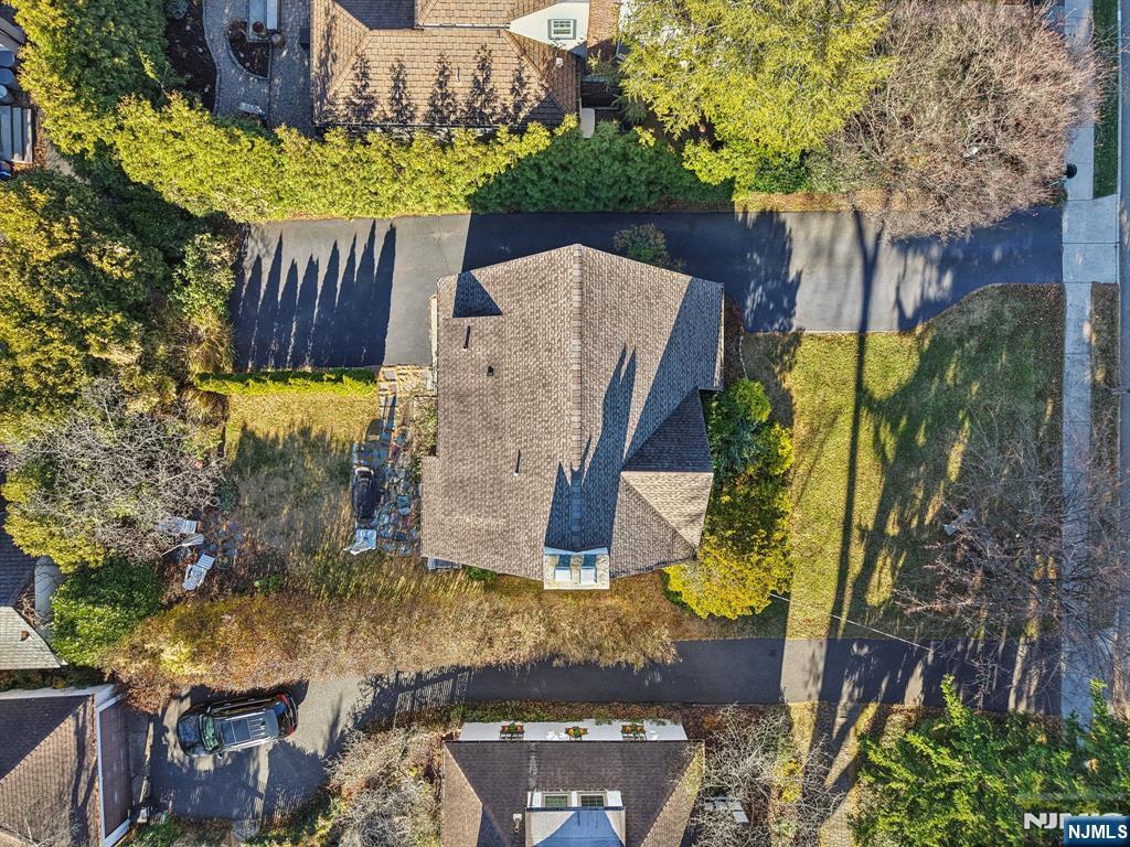 183 Sheridan Avenue