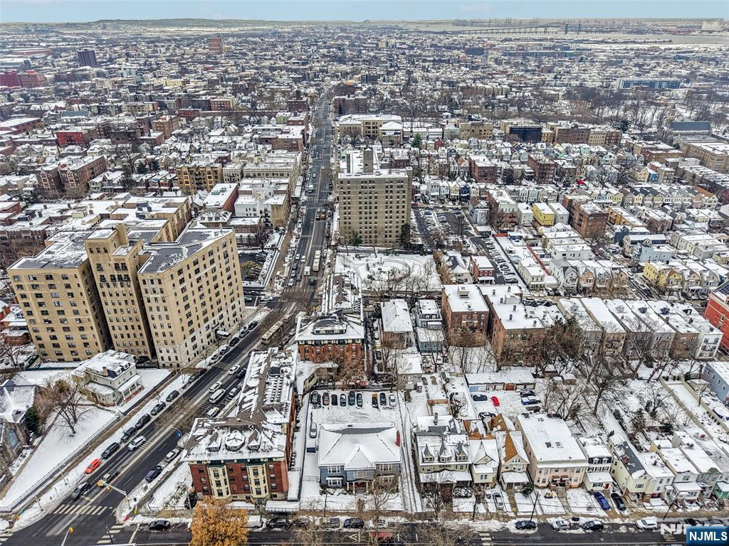 375 Fairmount Avenue