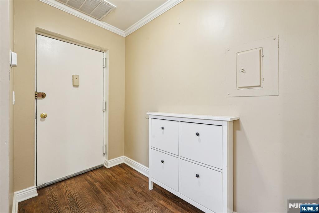 109 Grand Avenue 4A
