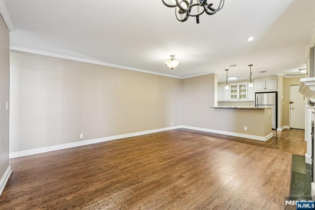 109 Grand Avenue 4A