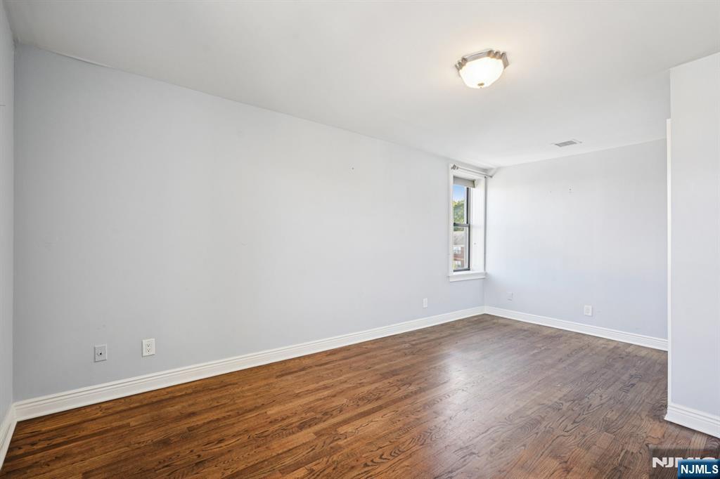 109 Grand Avenue 4A