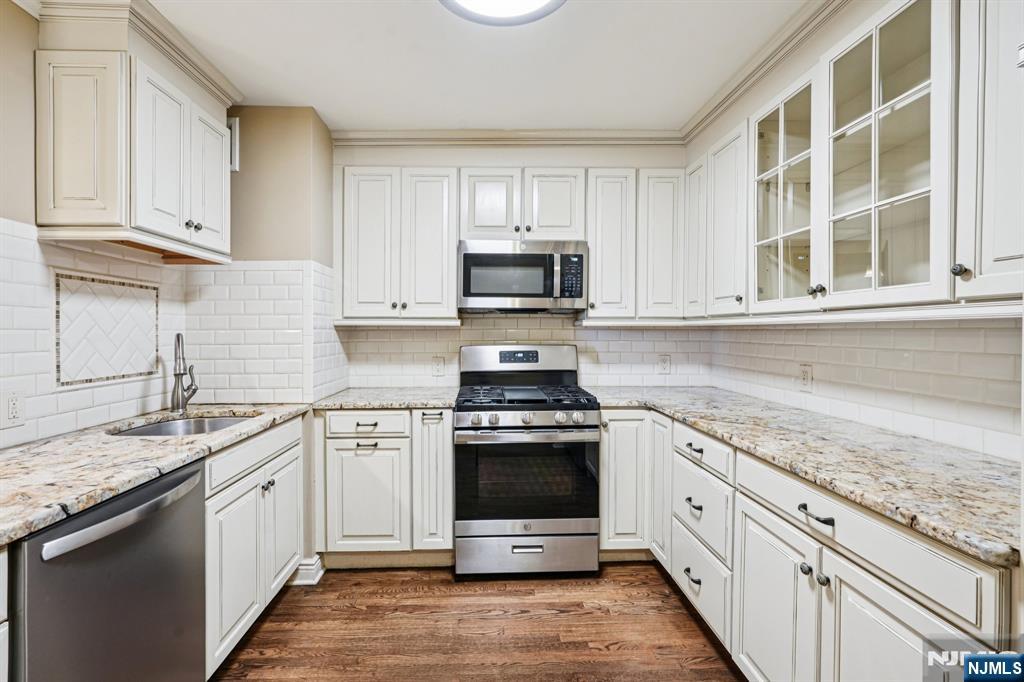 109 Grand Avenue 4A