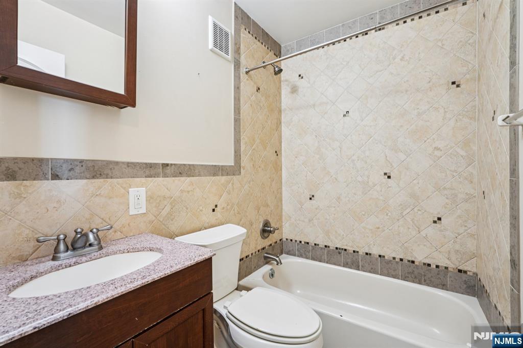 109 Grand Avenue 4A