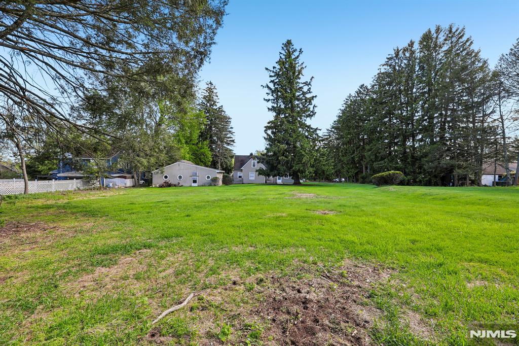 37 Nilsen Avenue