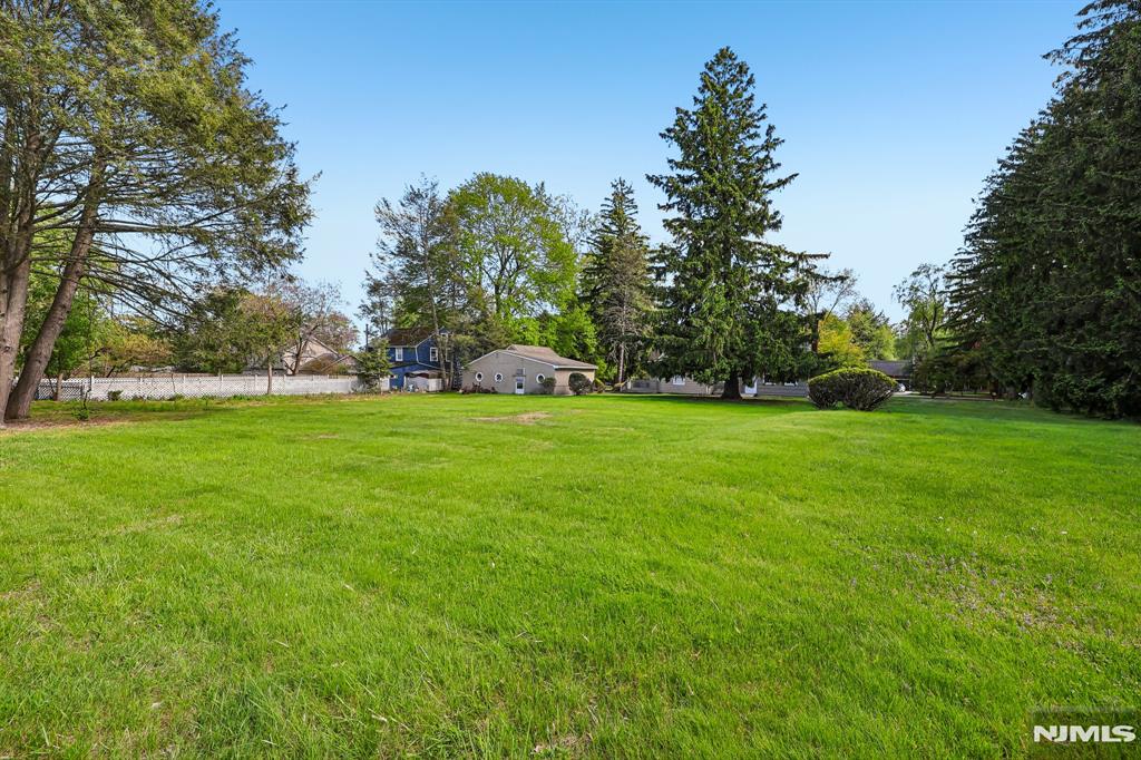 37 Nilsen Avenue
