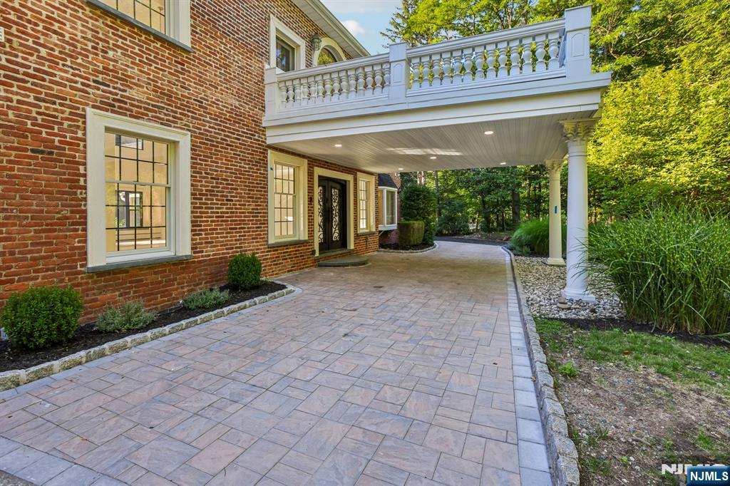 1050 Ramapo Valley Road