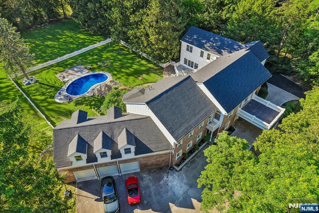 1050 Ramapo Valley Road