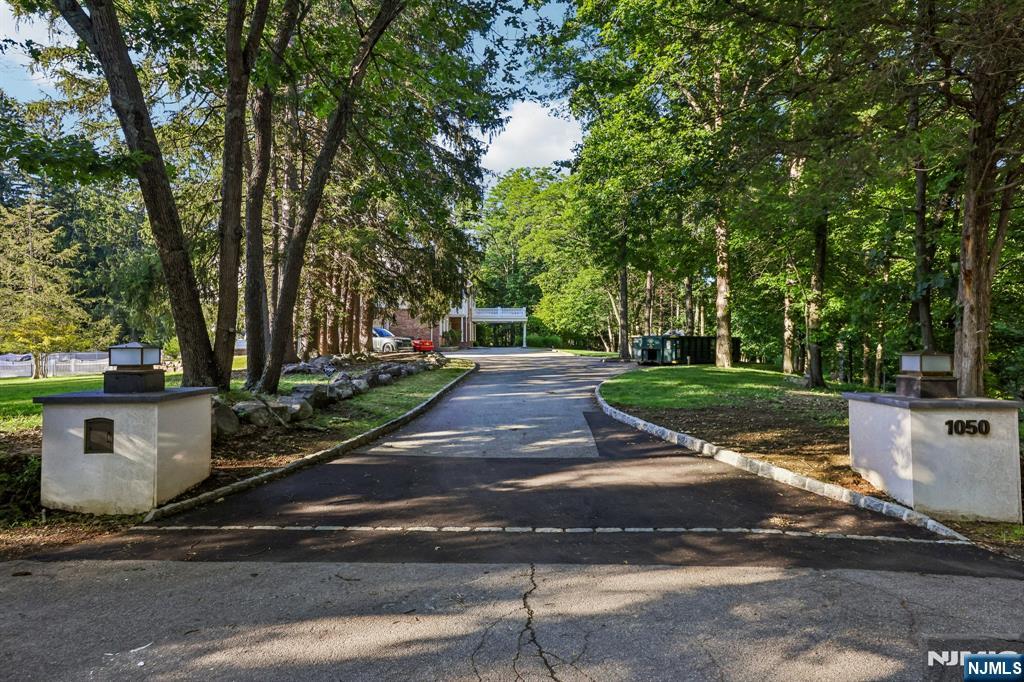 1050 Ramapo Valley Road