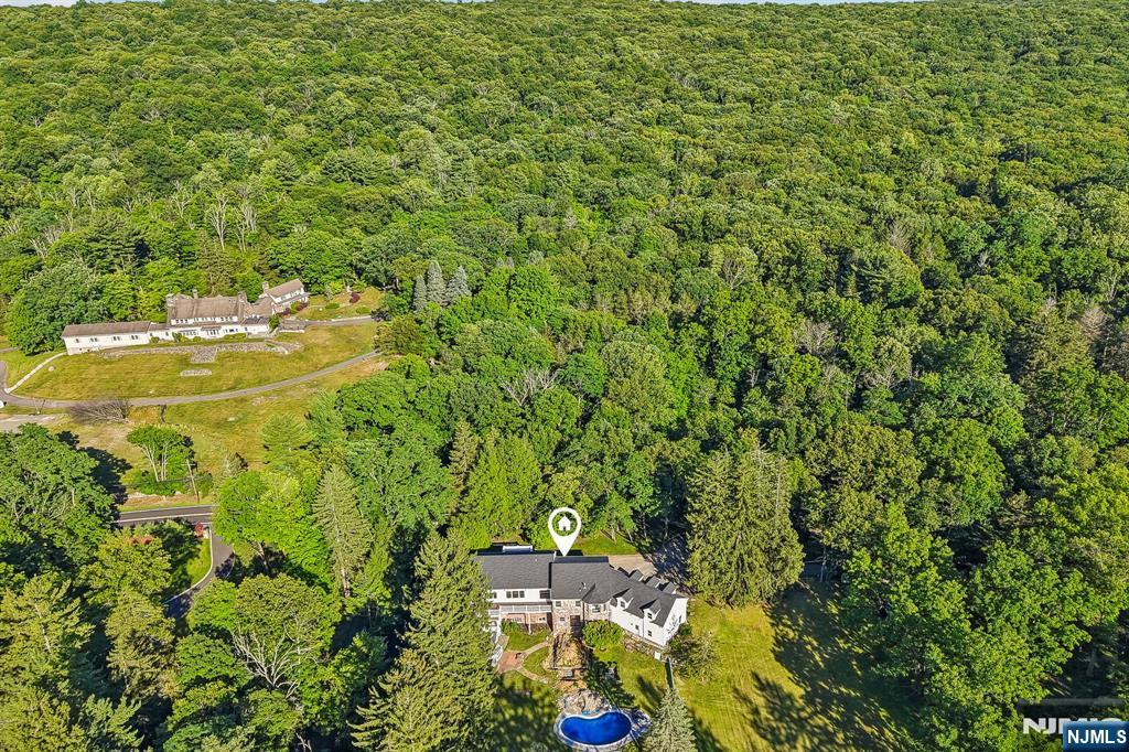 1050 Ramapo Valley Road