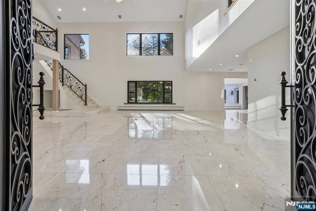 1050 Ramapo Valley Road