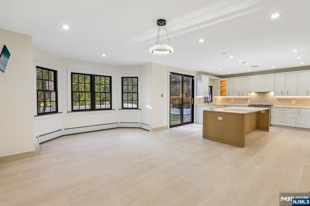 1050 Ramapo Valley Road