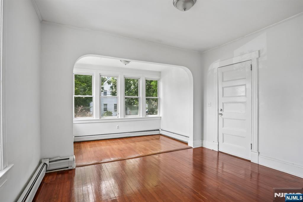147 Phelps Avenue