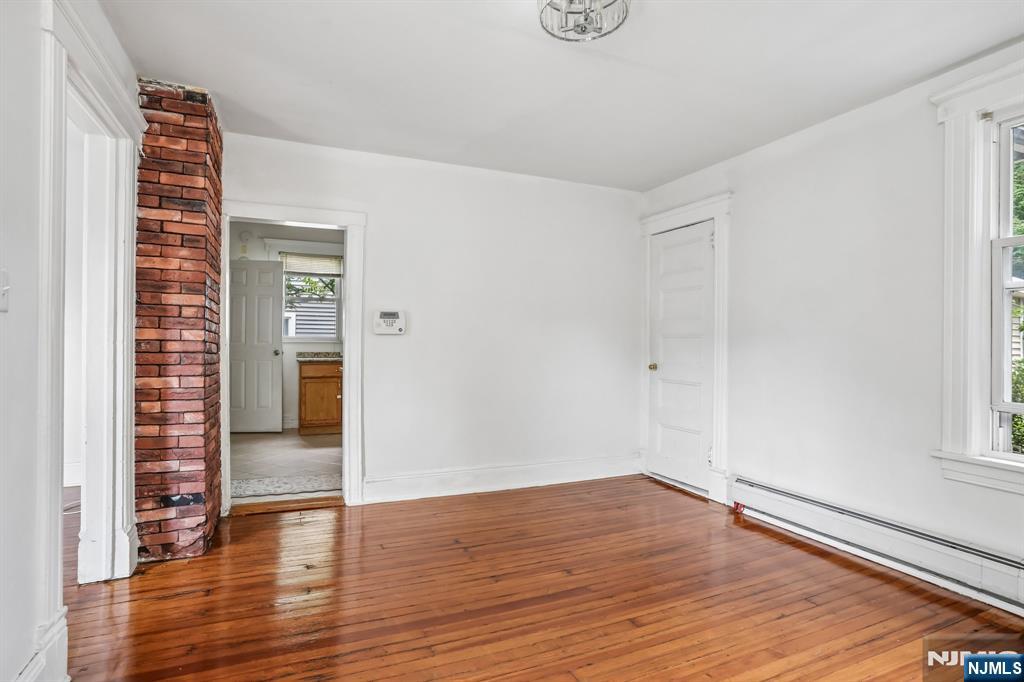 147 Phelps Avenue