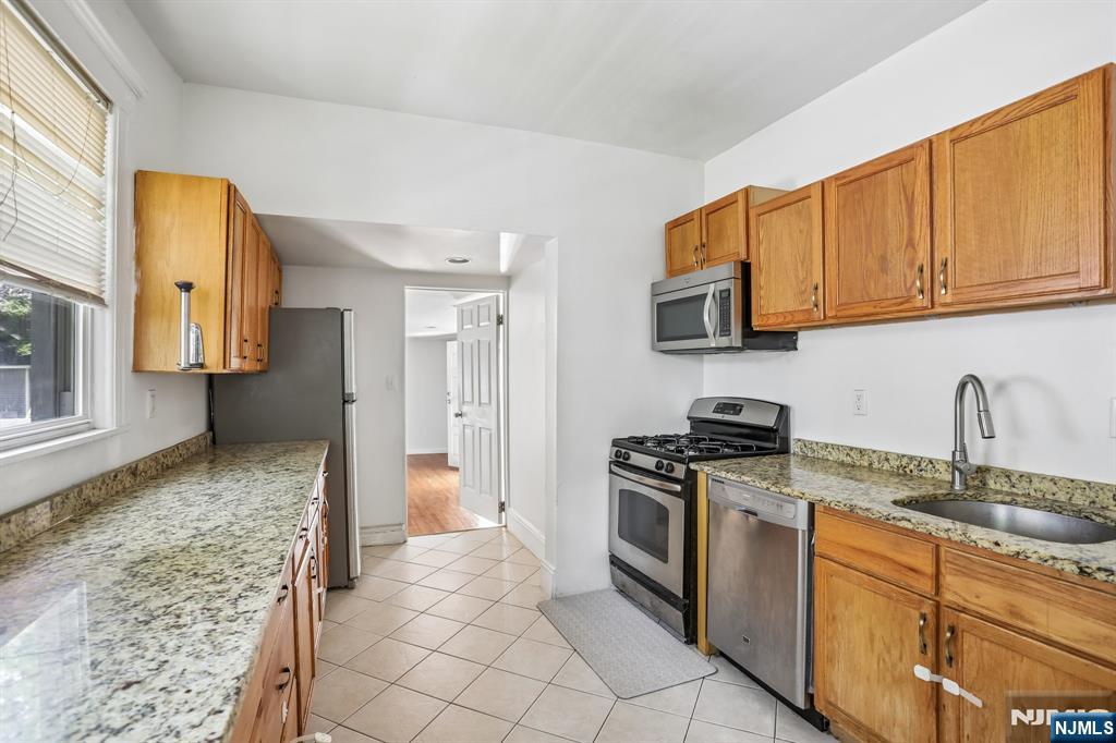 147 Phelps Avenue
