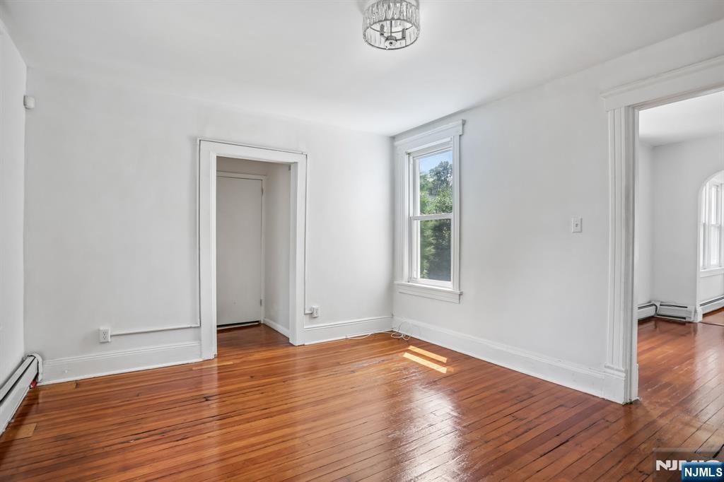 147 Phelps Avenue
