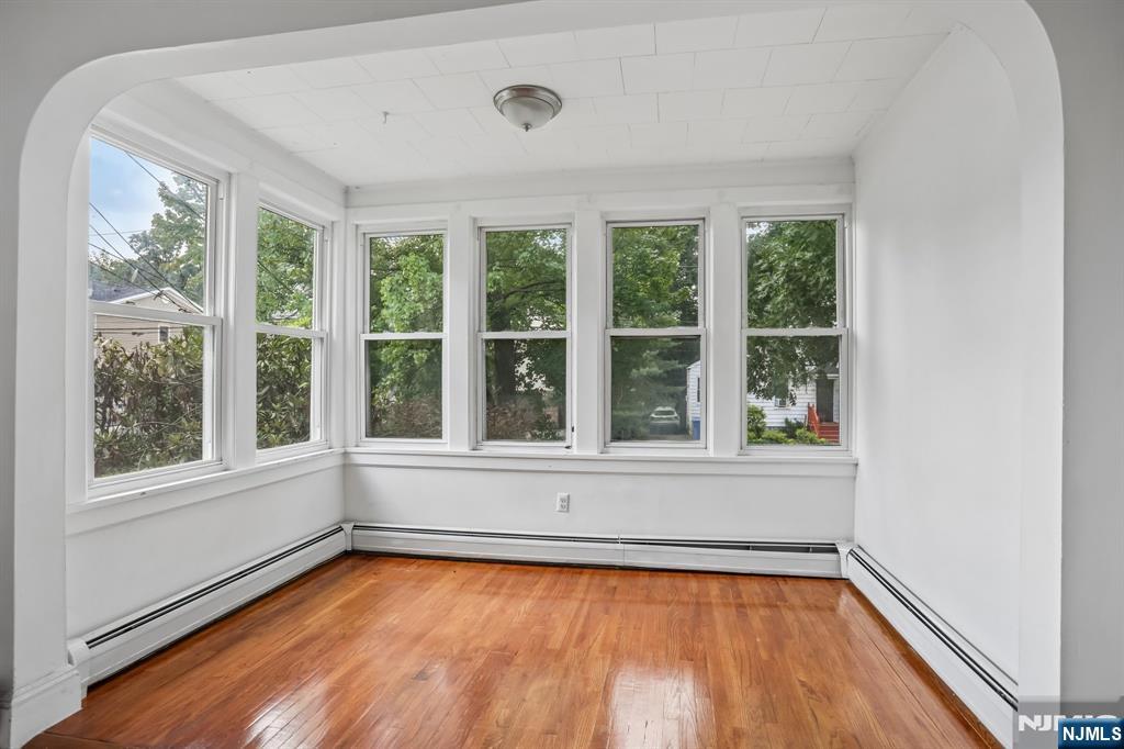 147 Phelps Avenue