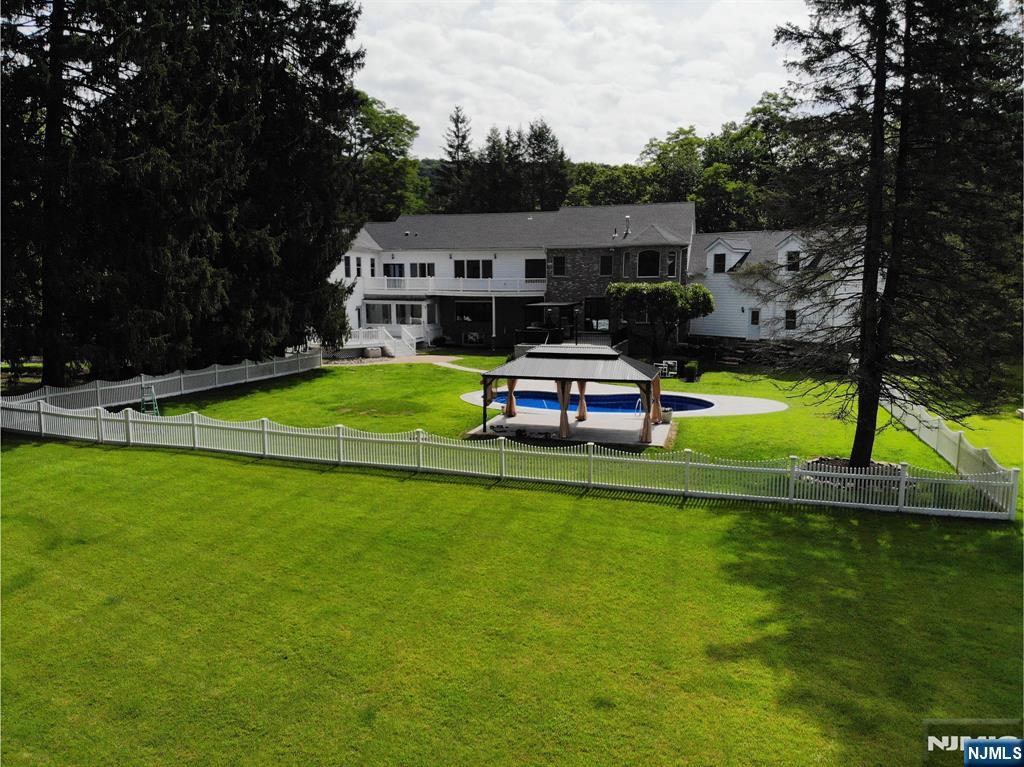 1050 Ramapo Valley Road