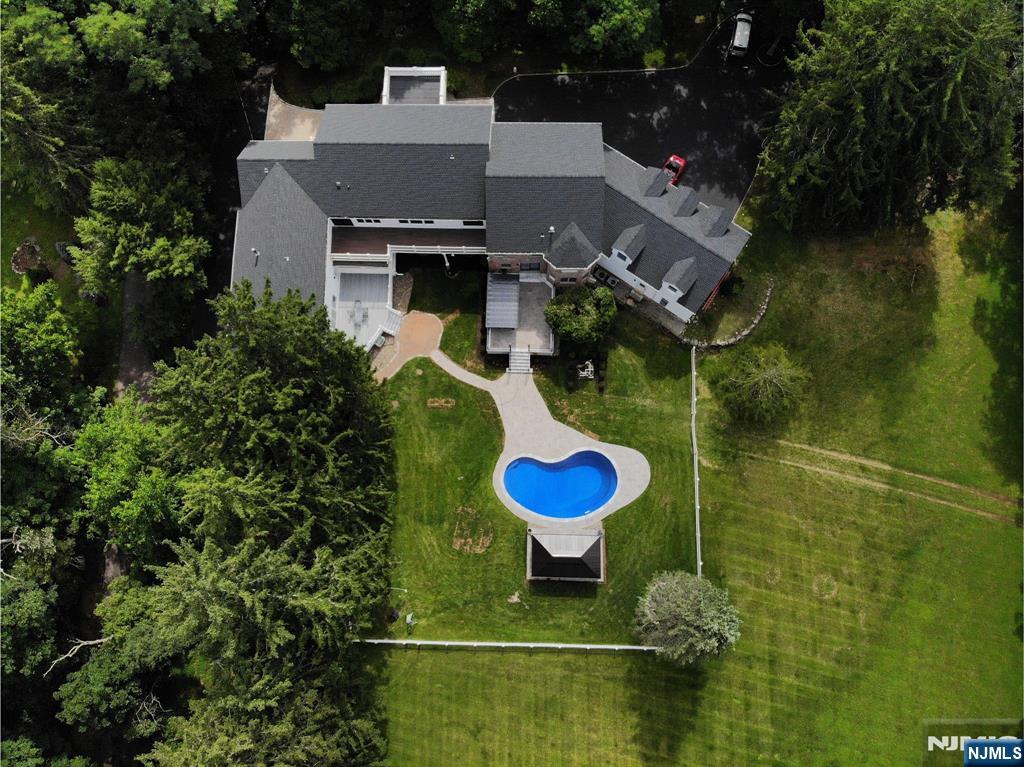 1050 Ramapo Valley Road