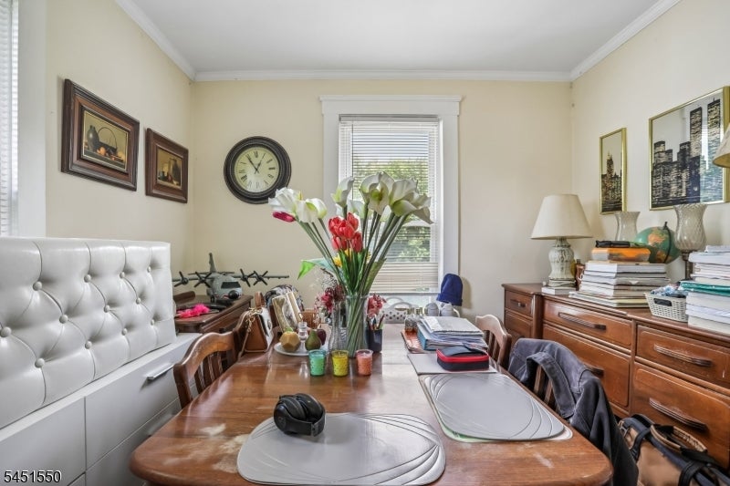 147 Phelps Ave 2