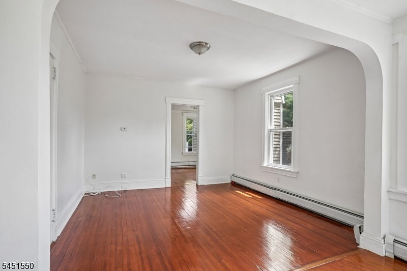 147 Phelps Ave 2