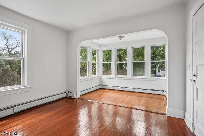 147 Phelps Ave 2