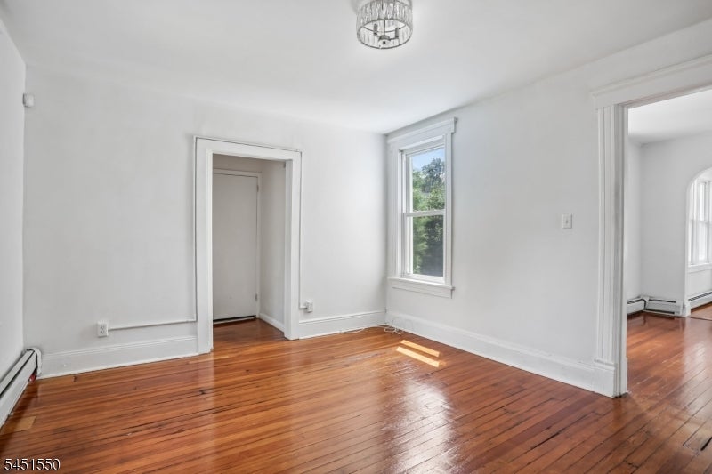147 Phelps Ave 2