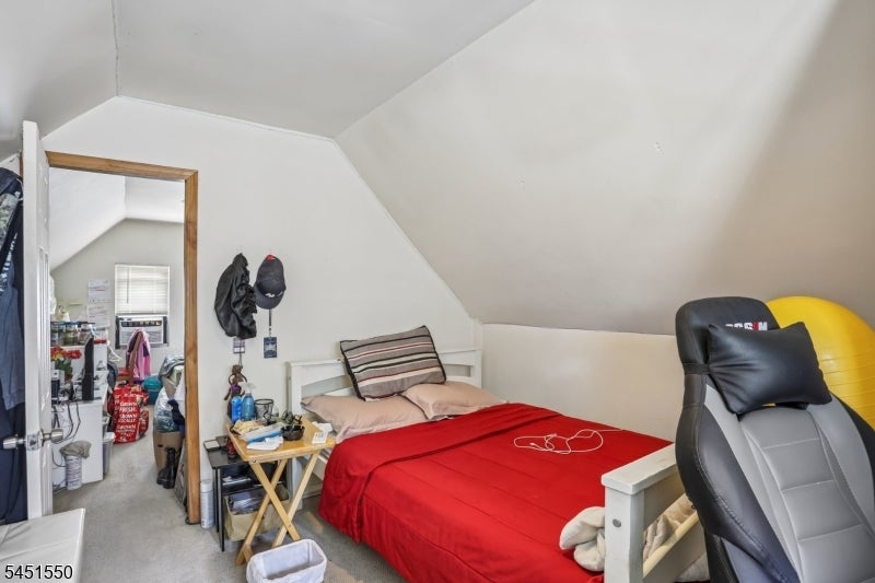 147 Phelps Ave 2