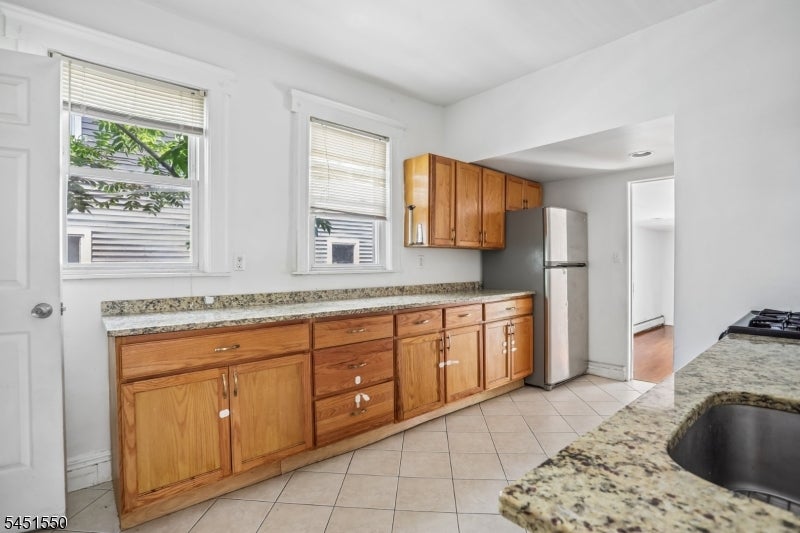 147 Phelps Ave 2