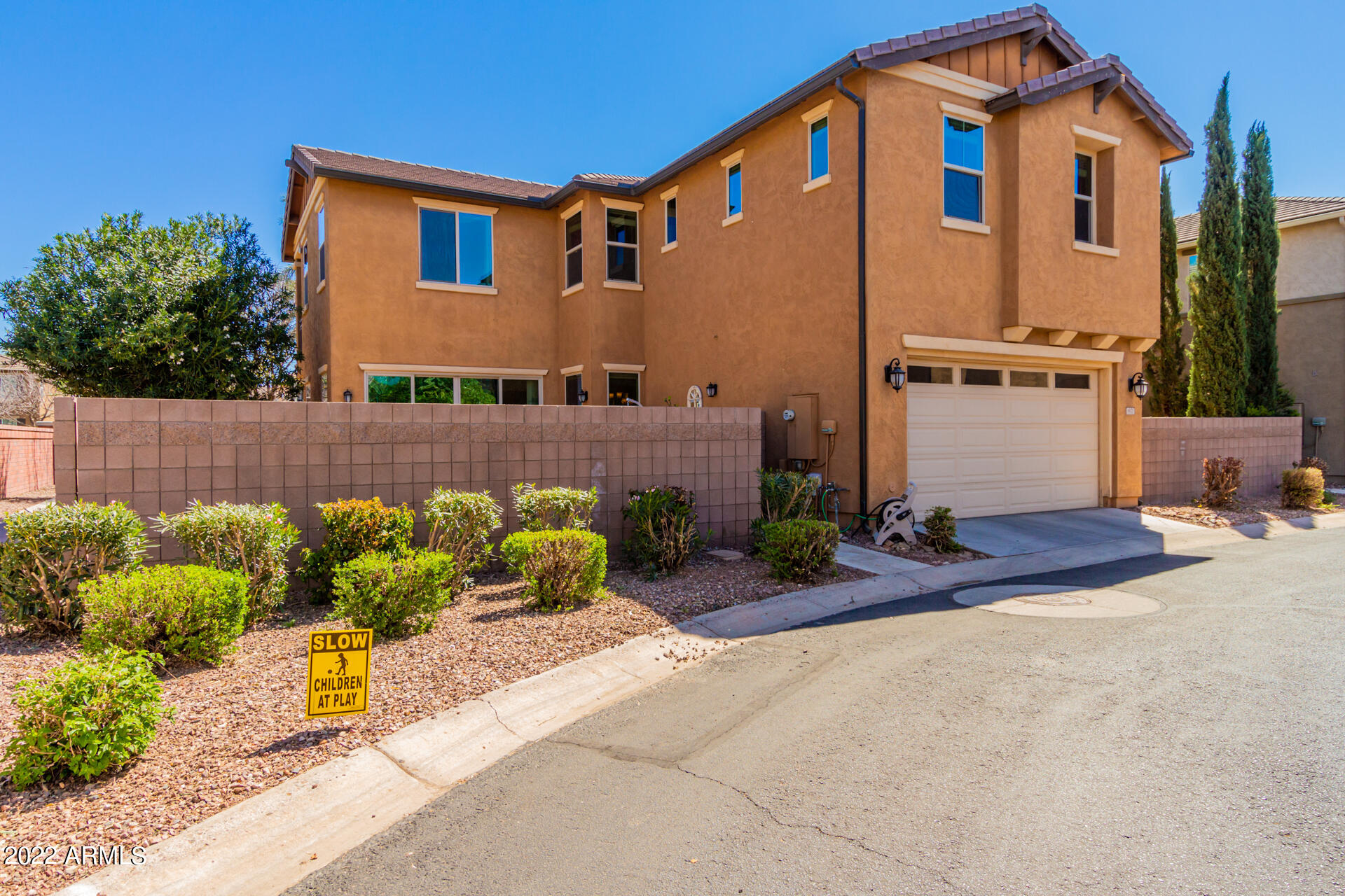 837 S OSBORN Lane