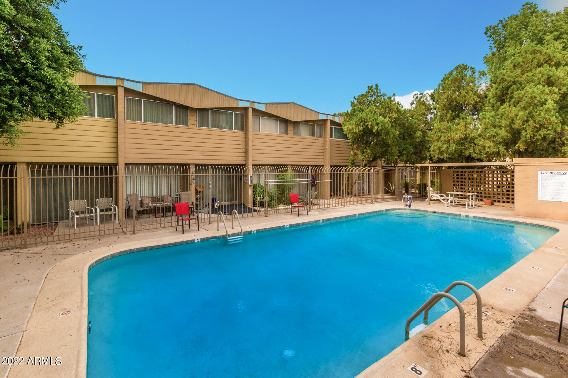 815 N HAYDEN Road Unit: D208