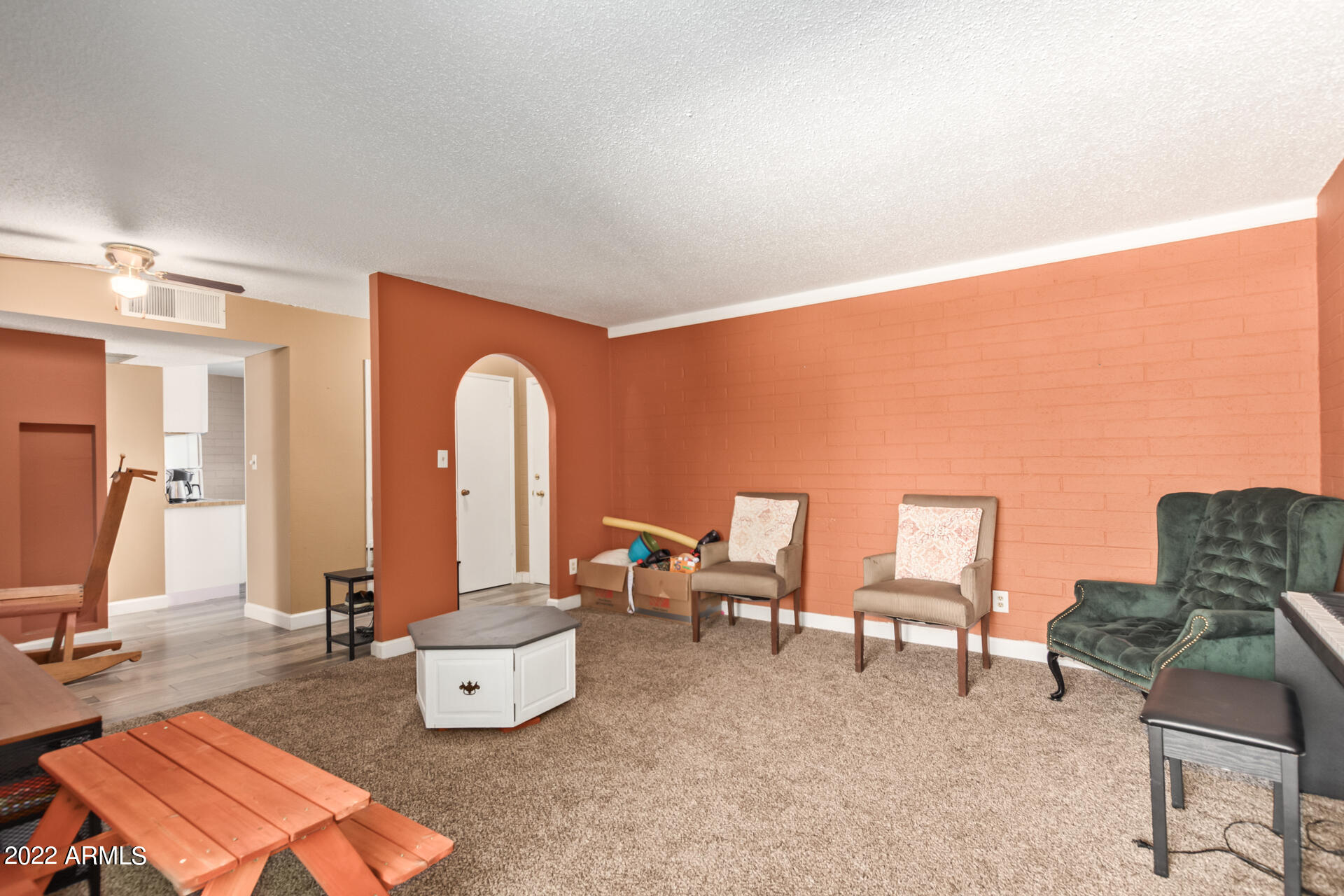 815 N HAYDEN Road Unit: D208
