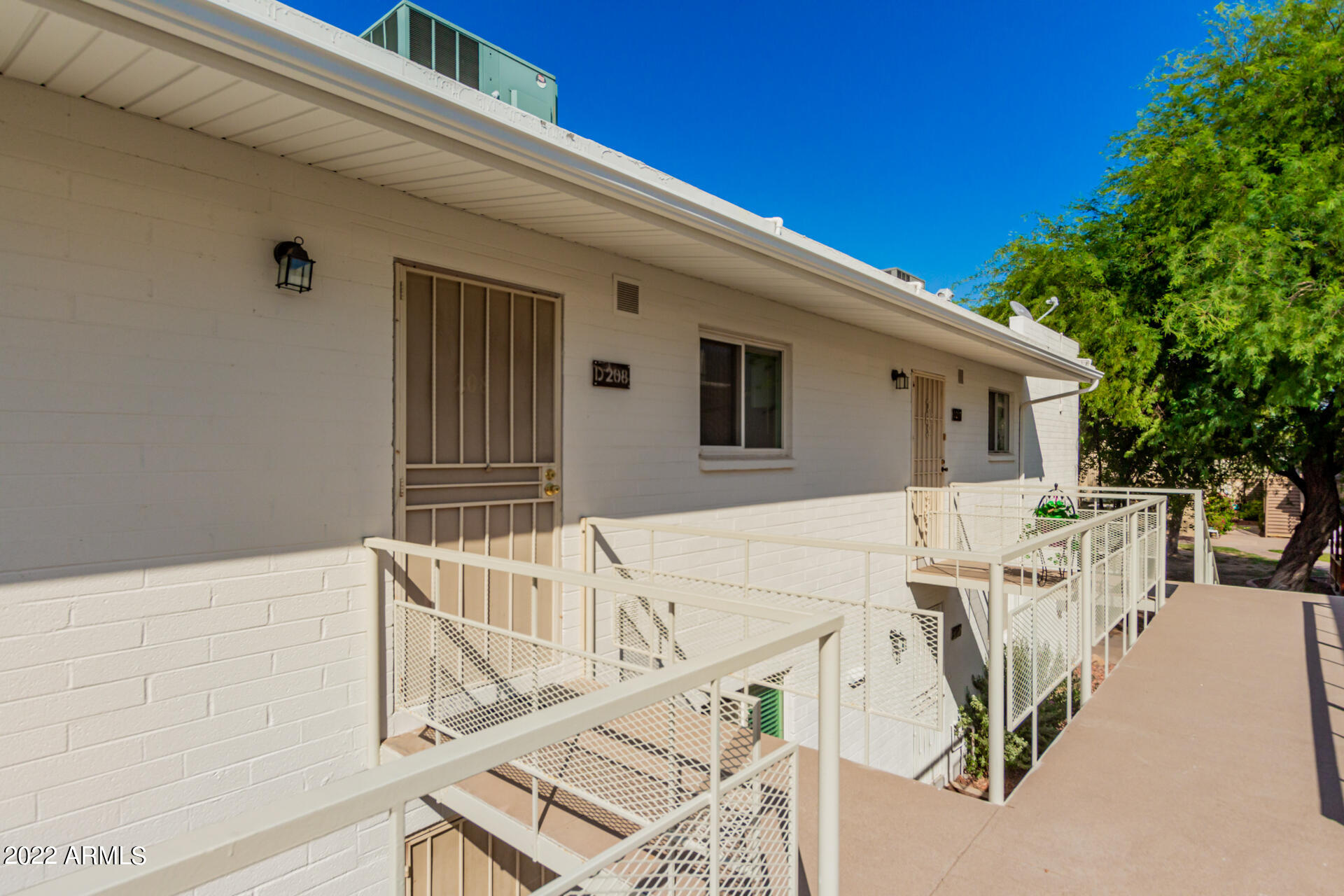815 N HAYDEN Road Unit: D208