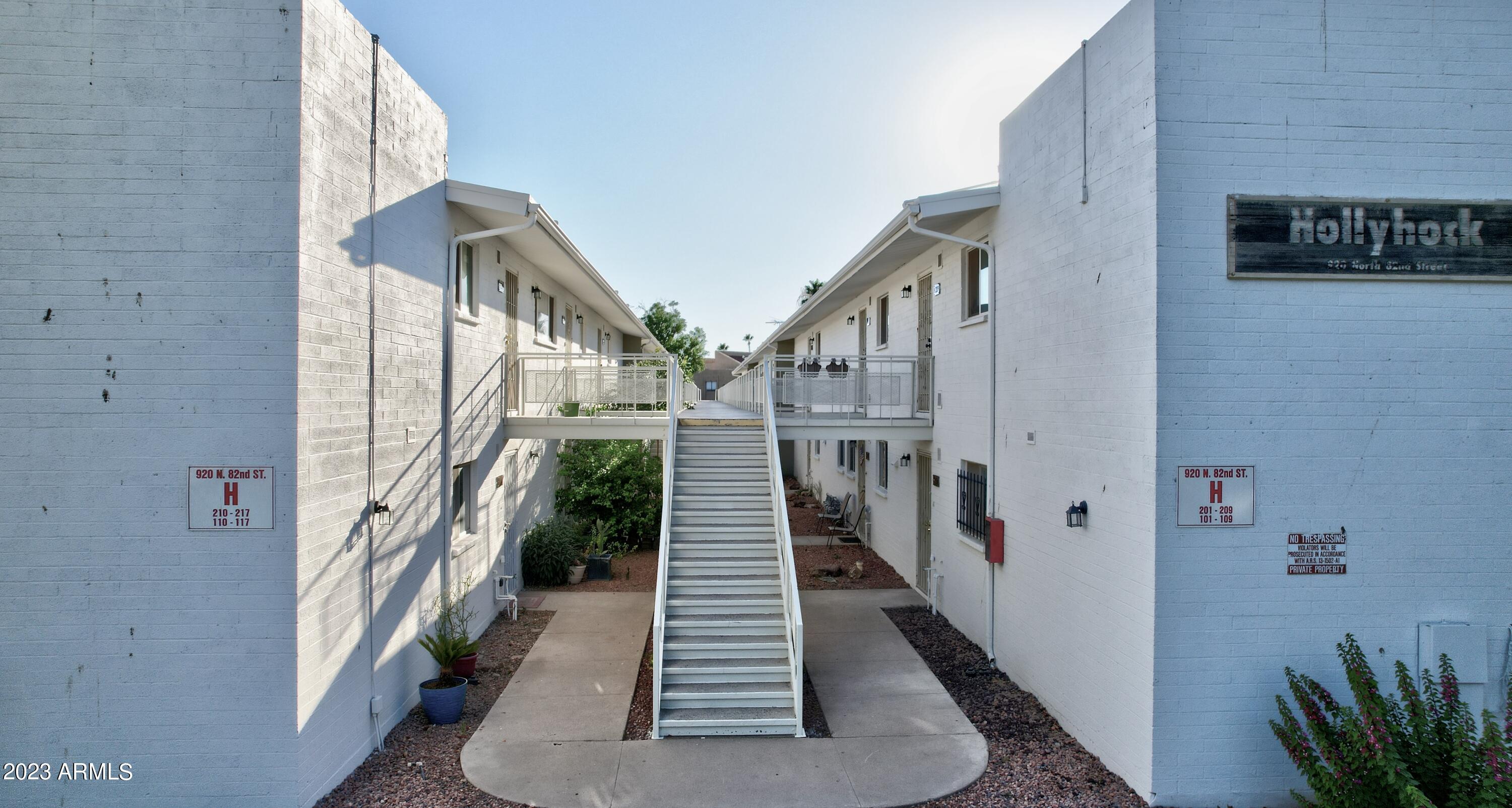 920 N 82nd Street Unit: H107